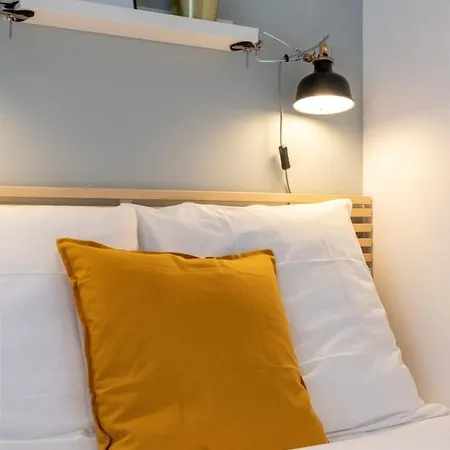 Equipped With Terrace Apartamento *