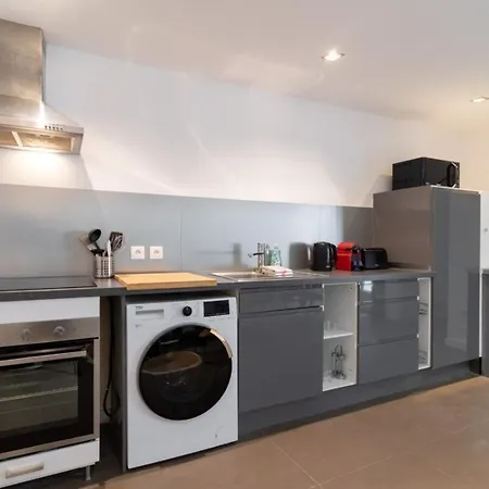 Apartament Equipped With Terrace