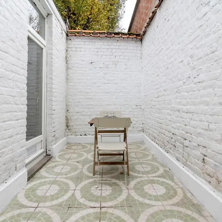 Apartament Equipped With Terrace