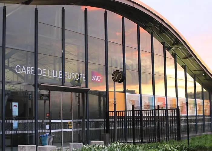 Equipped With Terrace Tourcoing