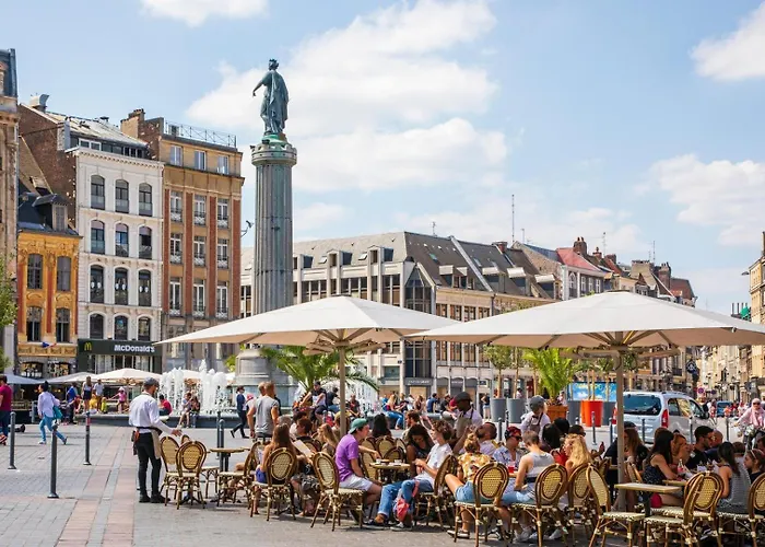 Equipped With Terrace Apartment